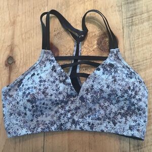 VS Sport sports bra black with star print with pads size medium